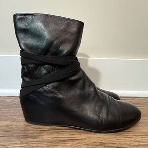 Stuart Weitzman Women's 9M Zen Leather Ankle Hidden Wedge Boot‎ Strap Boot Black
